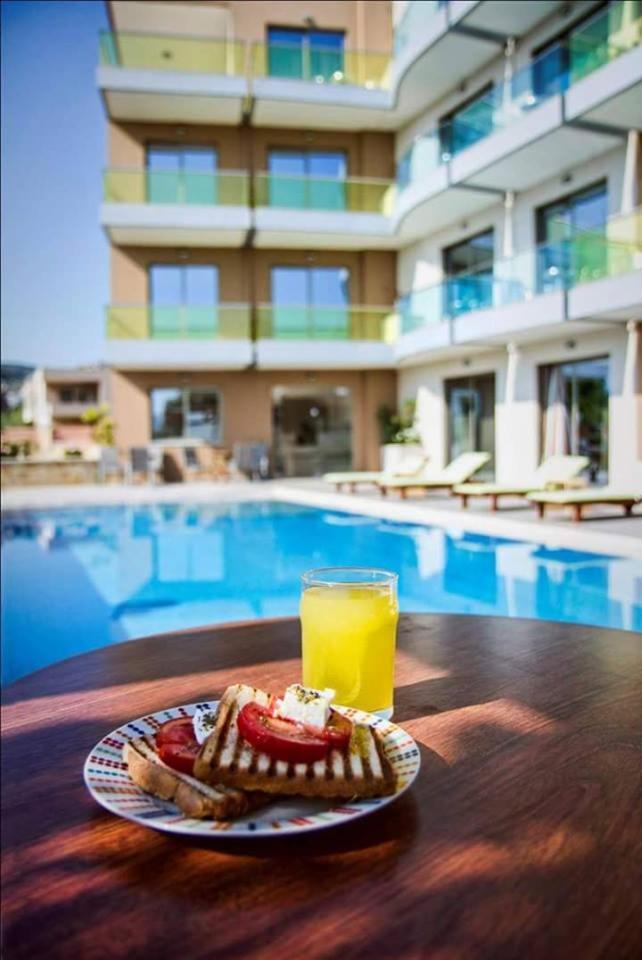 Crystal Bay Hotel Kissamos Exterior photo