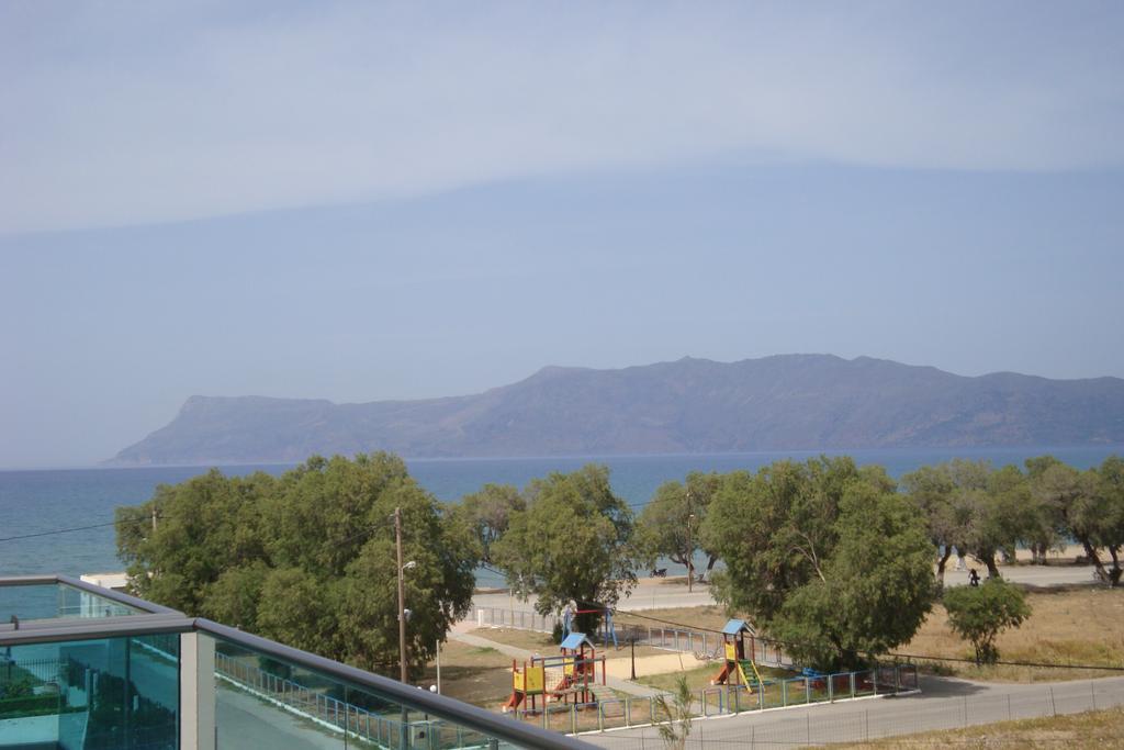 Crystal Bay Hotel Kissamos Exterior photo
