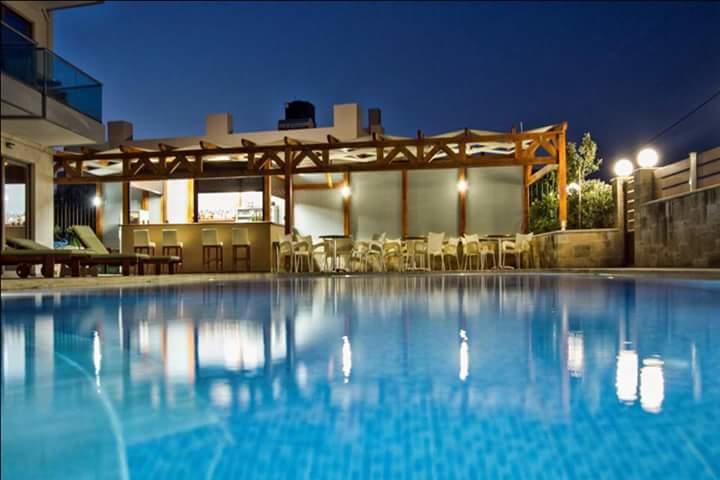 Crystal Bay Hotel Kissamos Exterior photo